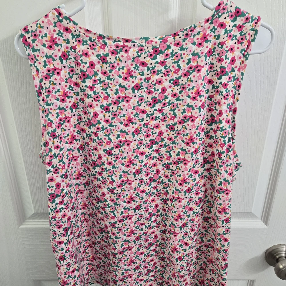 Croft & Barrow Women's Tank Top - Pink and Green Floral - Picture 3 of 3